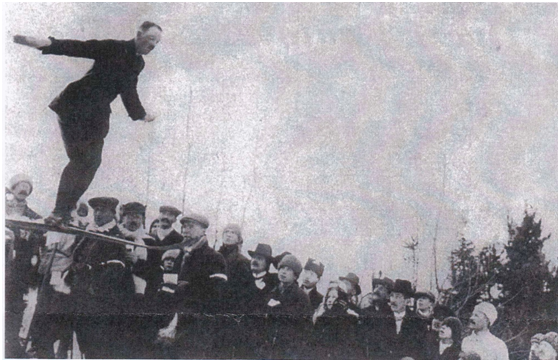 Karel Jarol�mek sk��e Pod Zvi�inou